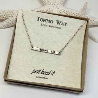 TOMMO WAY Hand Stamped Horizontal Bar Necklace Silver in Box