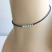 iridescent-black-seed-bead-choker-six-metal-beads